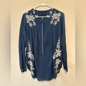 Johnny Was 3J Workshop Blue Long Sleeve Top with White Floral Embroidery Size S
